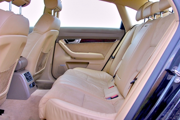 Audi A6 (С6)