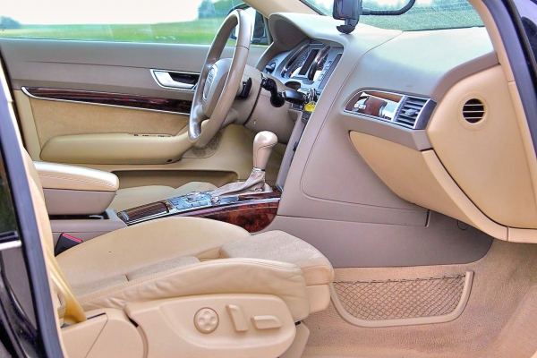 Audi A6 (С6)