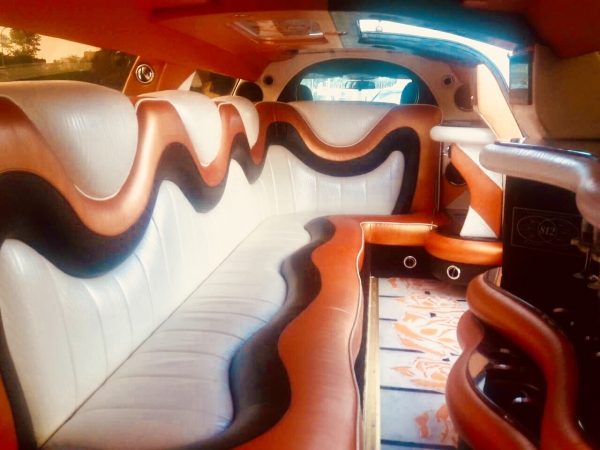 Лимузин Rolls Royce 300С
