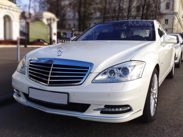 Mercedes W221 White (белый)