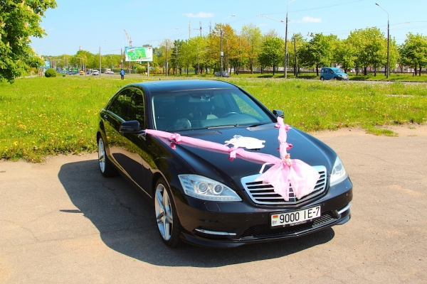 Украшение авто из роддома №2