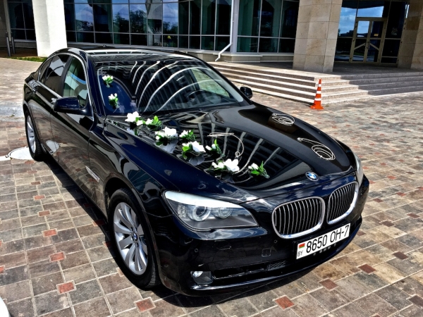 BMW 7-F01,F02