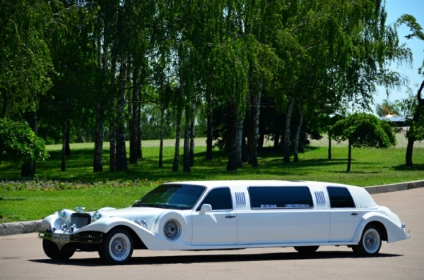 Excalibur Phantom (Лимузин)