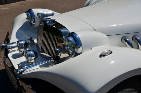 Excalibur Phantom (Лимузин)